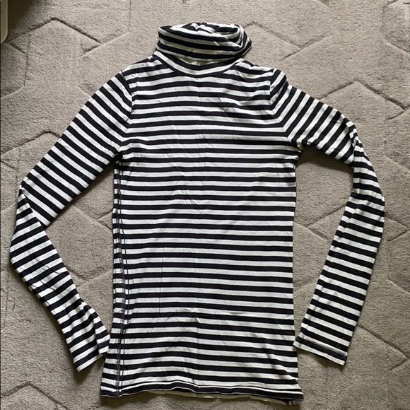 AE Striped Turtleneck - Picture 1 of 4